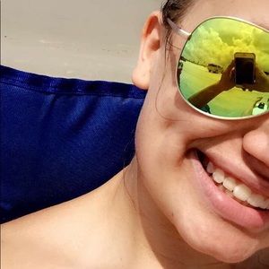 Meet your Posher, Sydney